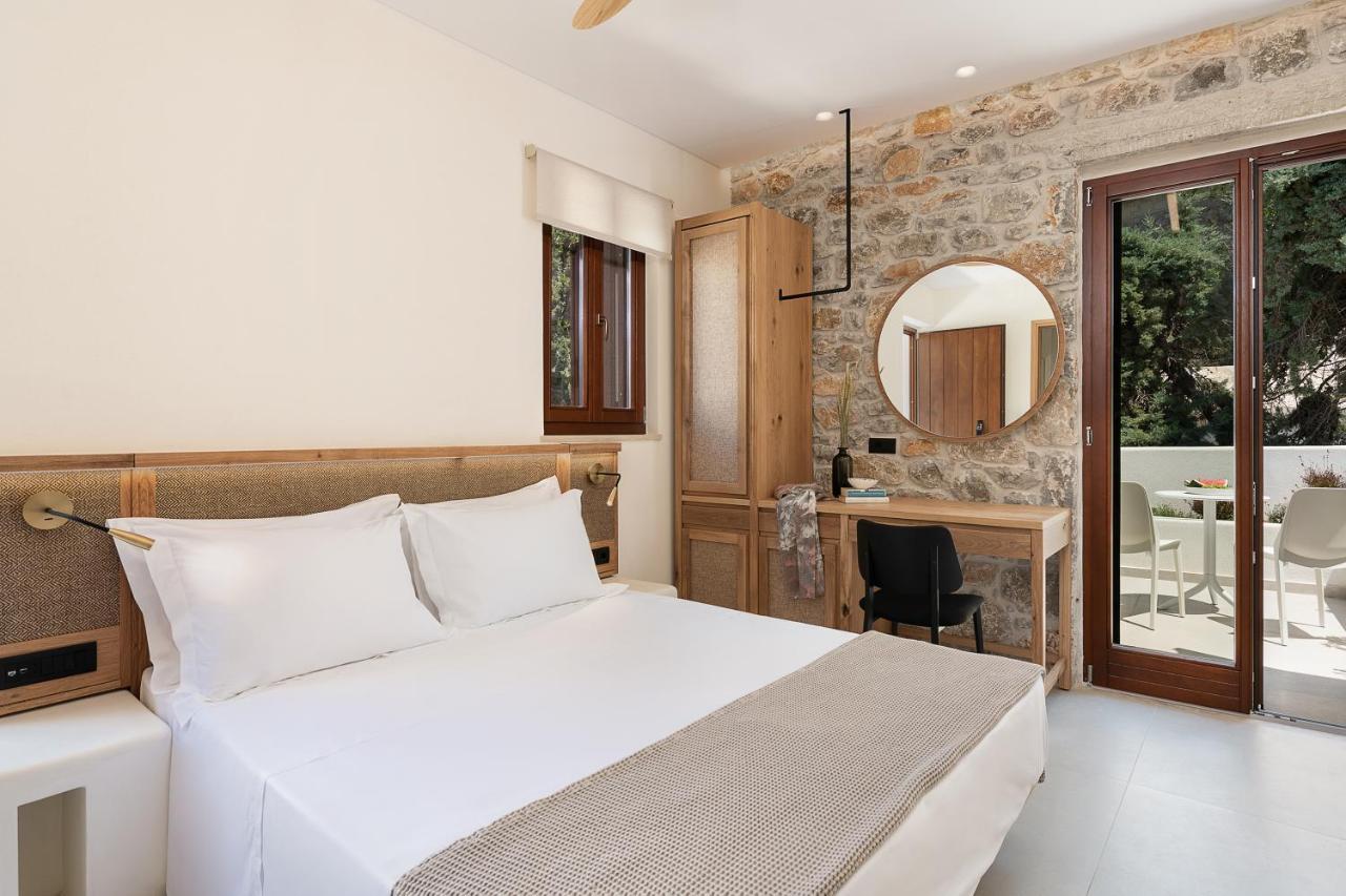 The Authentic Village Boutique Hotel Hora Sfakion Exterior photo