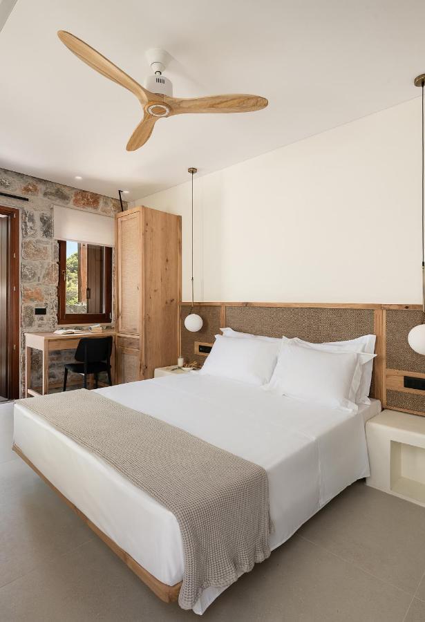 The Authentic Village Boutique Hotel Hora Sfakion Exterior photo