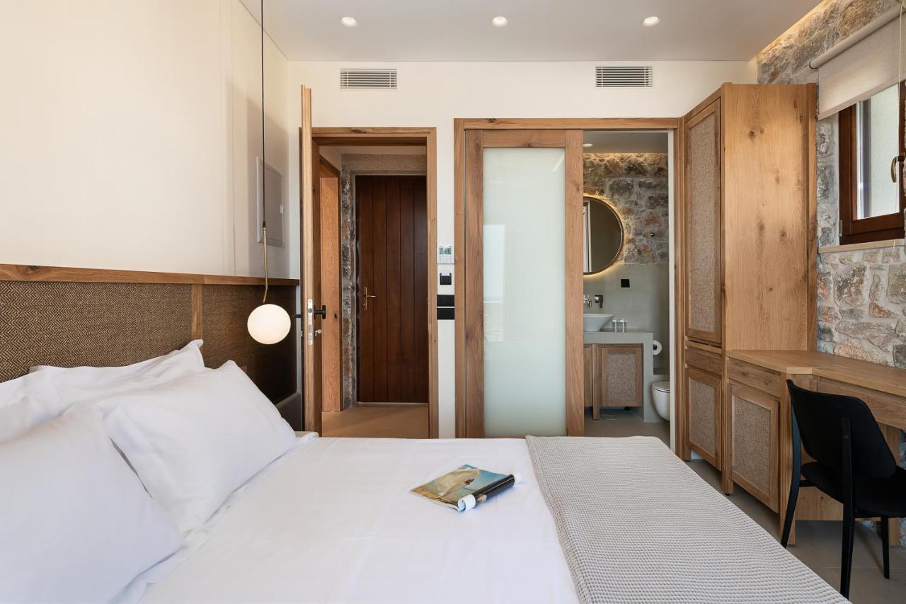 The Authentic Village Boutique Hotel Hora Sfakion Exterior photo