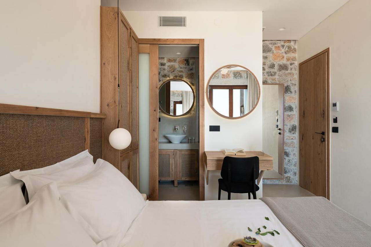 The Authentic Village Boutique Hotel Hora Sfakion Exterior photo