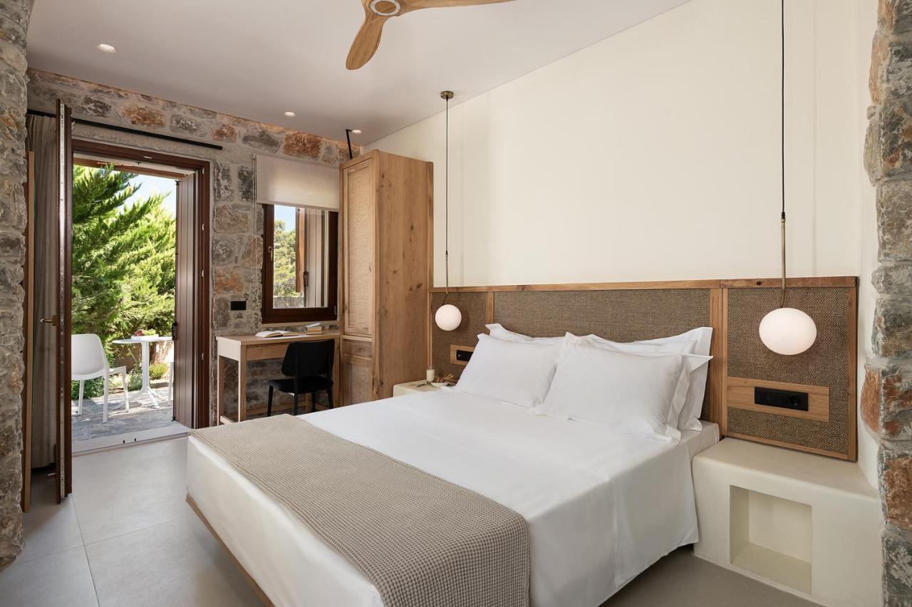 The Authentic Village Boutique Hotel Hora Sfakion Exterior photo