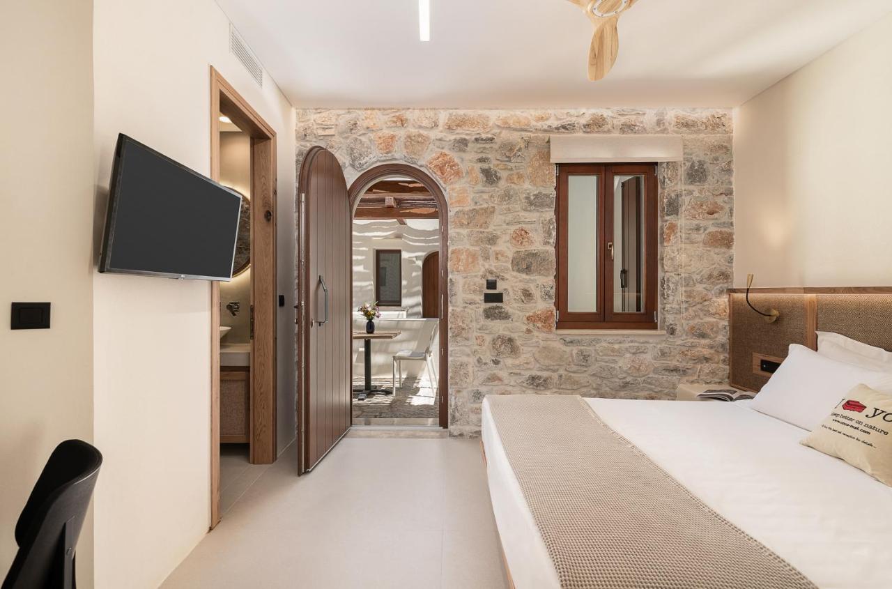 The Authentic Village Boutique Hotel Hora Sfakion Exterior photo